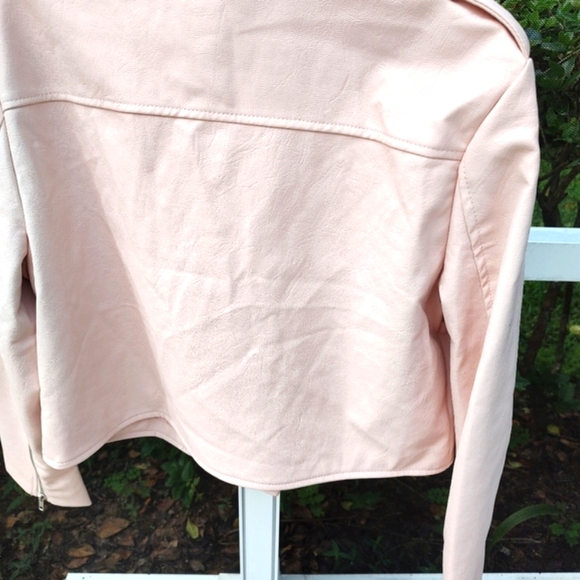 Misguided light pink faux leather moto jacket - Picture 9 of 12